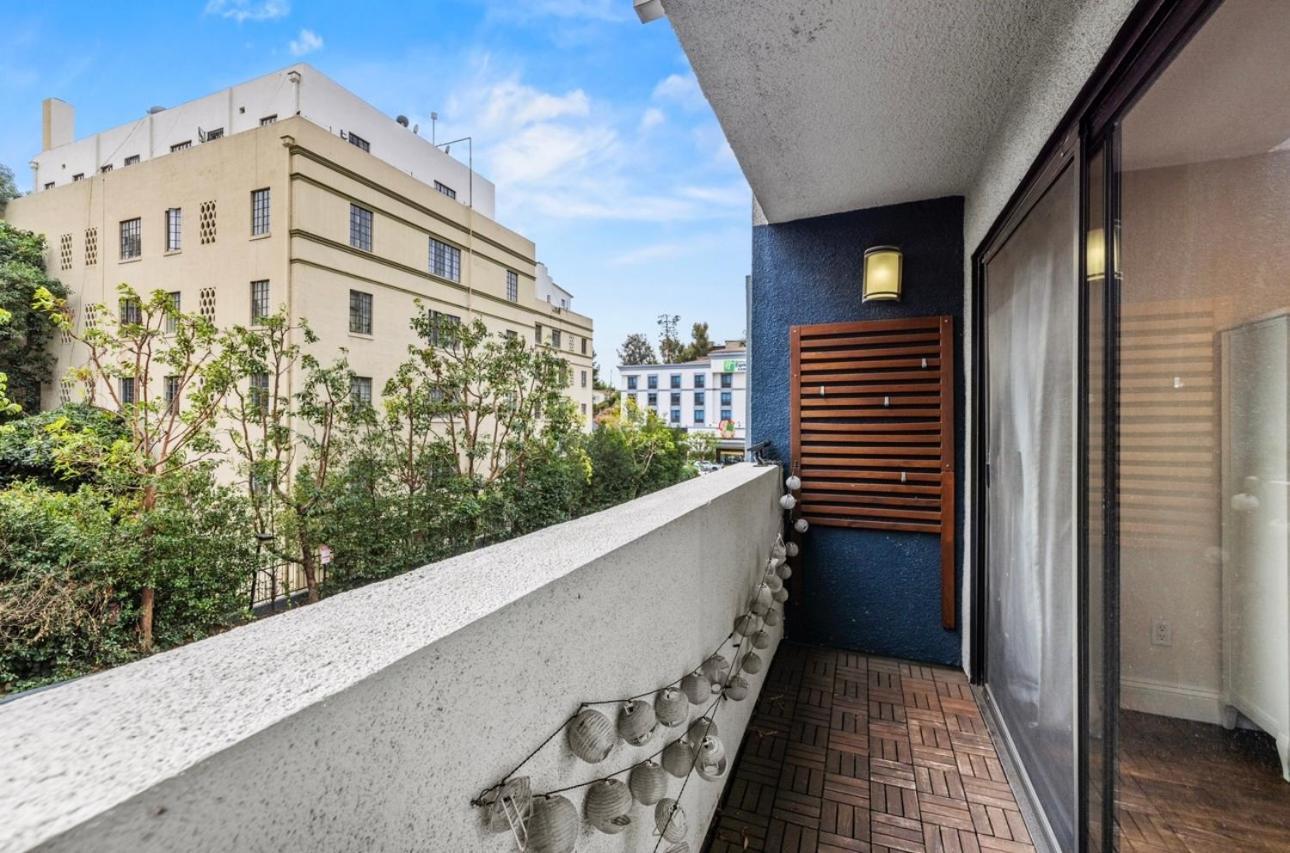 Elegant Hollywood Retreat - Spacious 2Br 2Ba Condo With Resort-Style Amenities Los Angeles Eksteriør billede