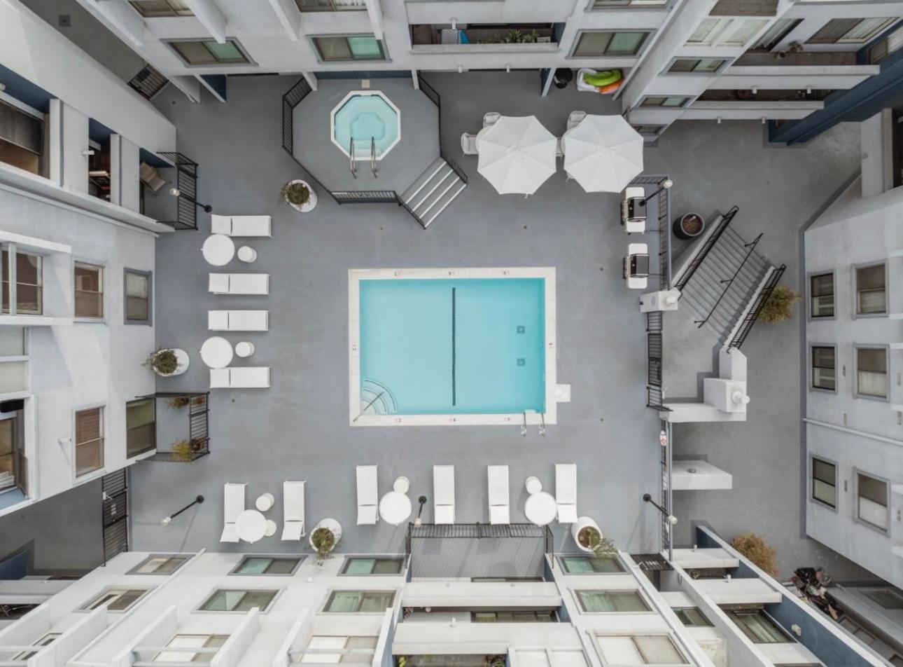 Elegant Hollywood Retreat - Spacious 2Br 2Ba Condo With Resort-Style Amenities Los Angeles Eksteriør billede