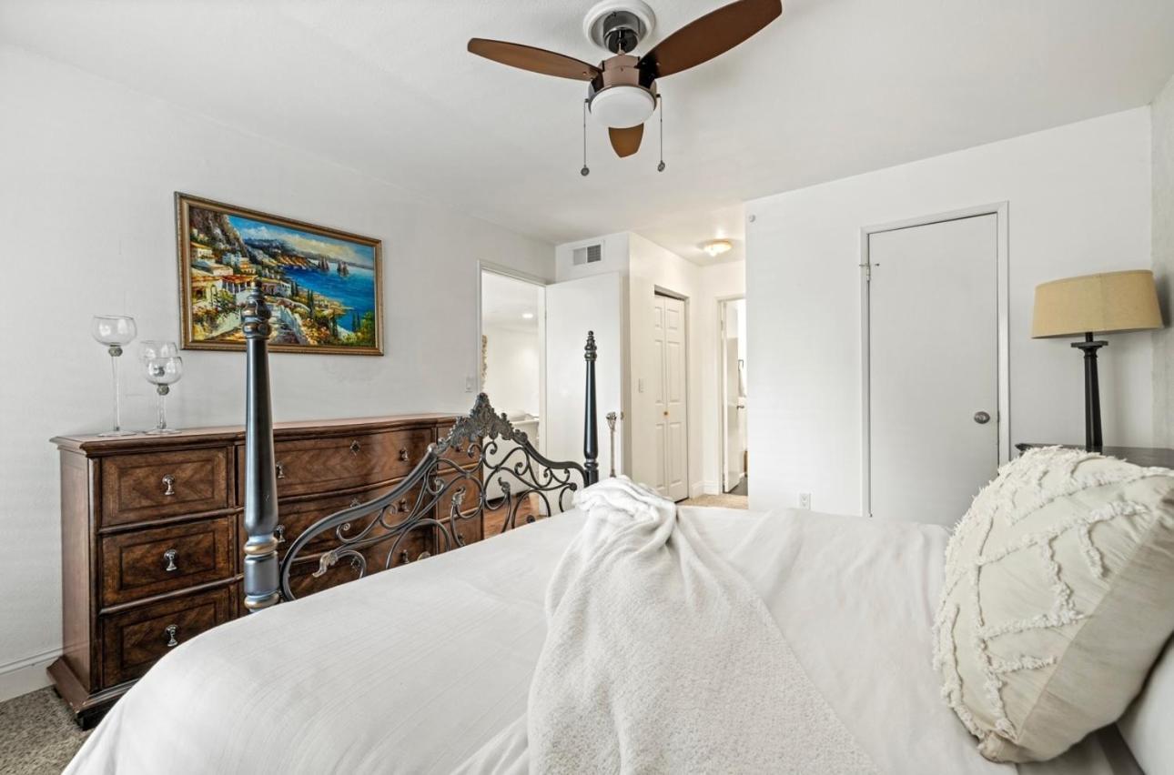 Elegant Hollywood Retreat - Spacious 2Br 2Ba Condo With Resort-Style Amenities Los Angeles Eksteriør billede